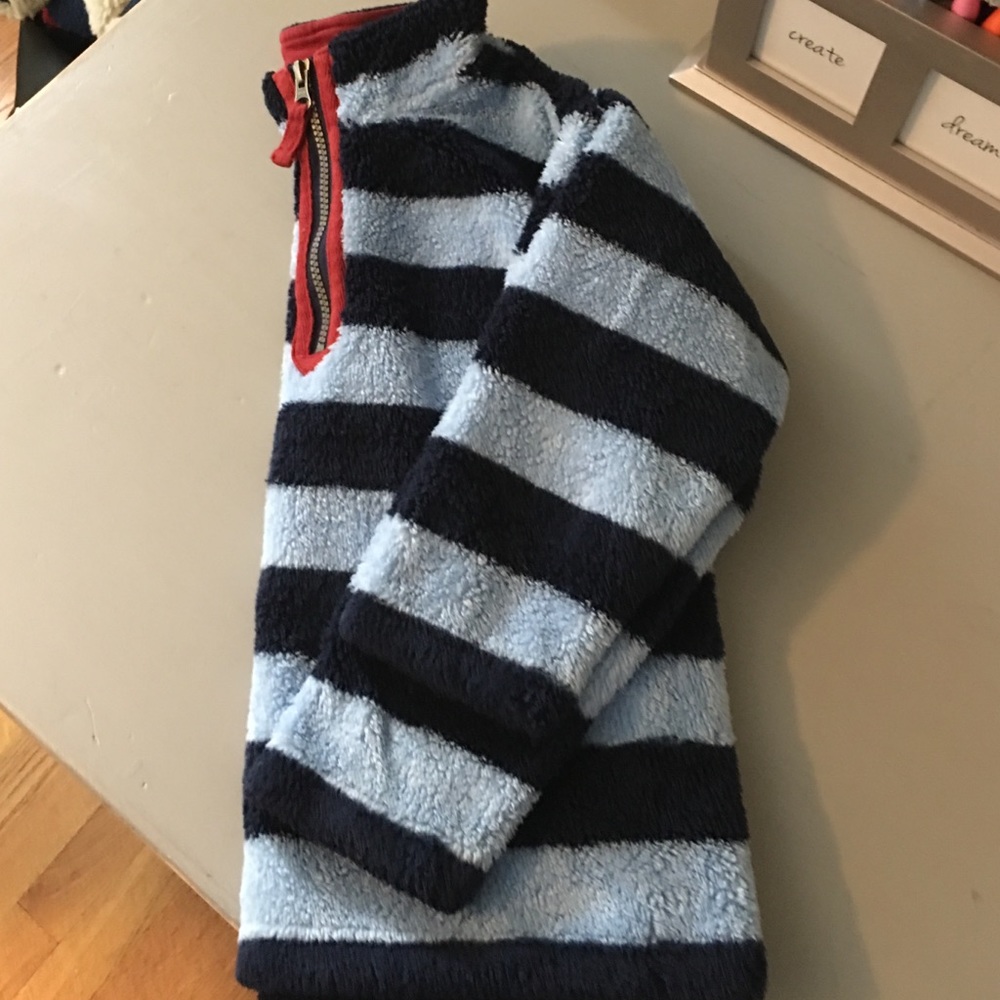 Hanna Andersson Marshmallow half zip size 110